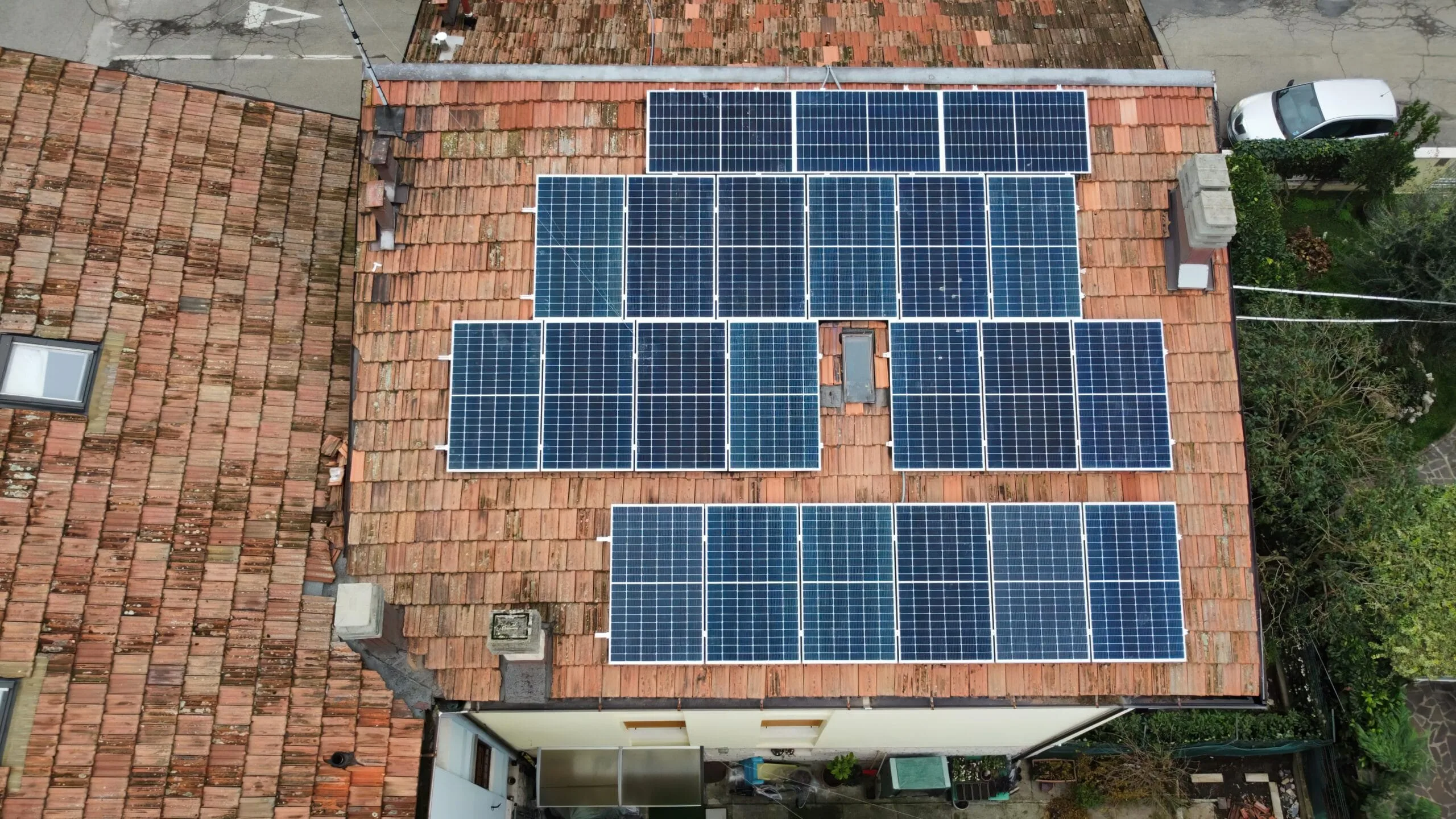 Dachmontagesystem für die Befestigung von Solarmodulen