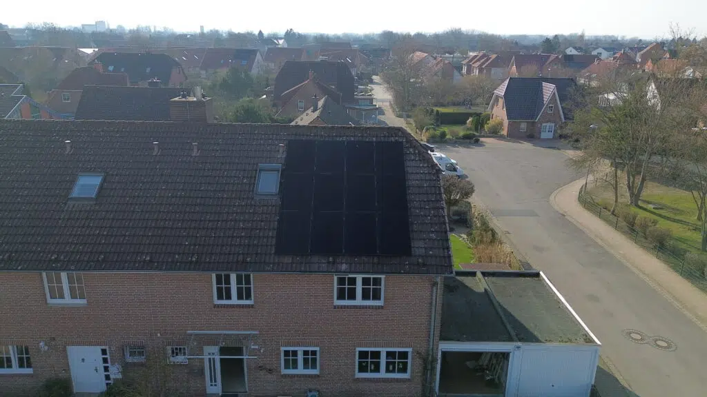 22 modules – 10.23 kWp