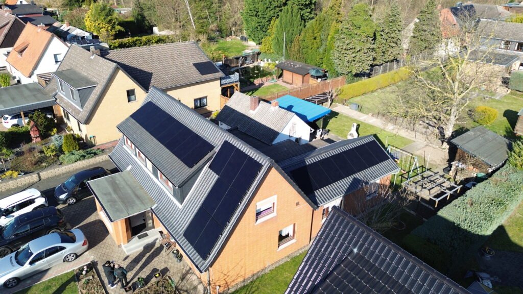 24 modules – 11.64 kWp